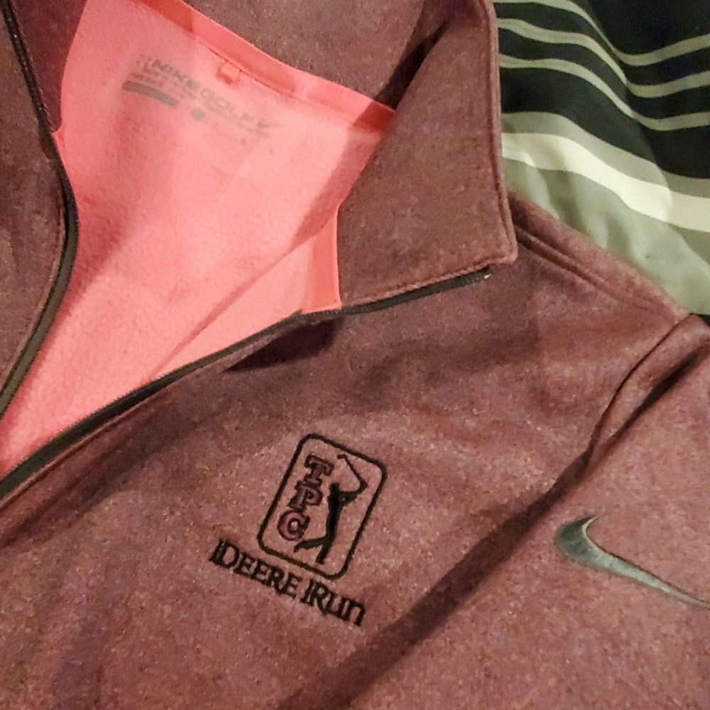 Large Nike gold half zip